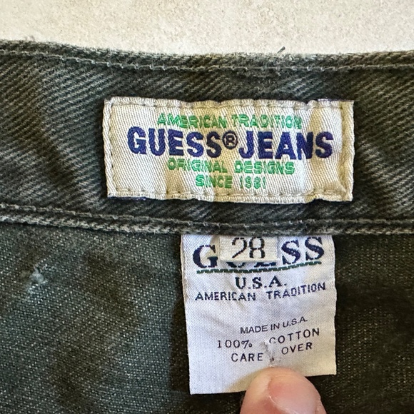 Vintage 90's Guess Jeans. - Picture 4 of 6